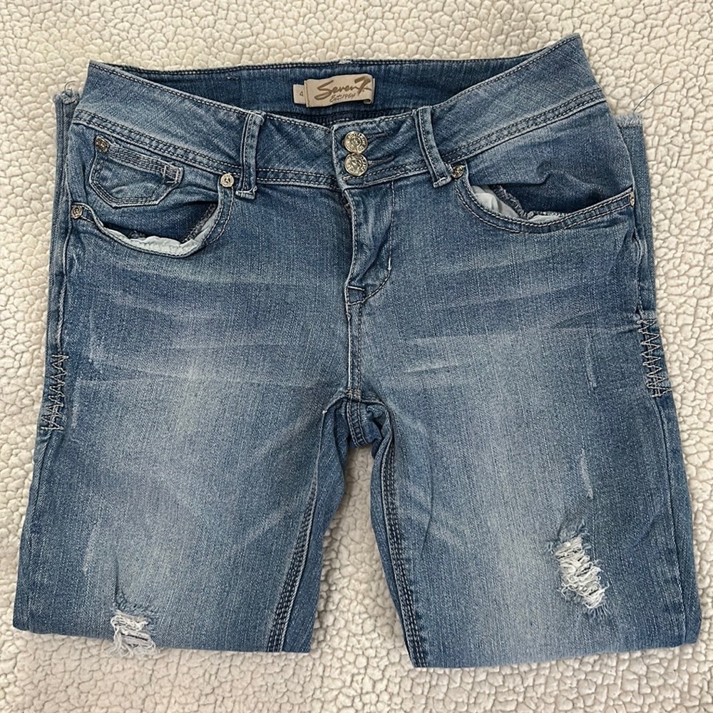 Seven7 capri jeans size 4